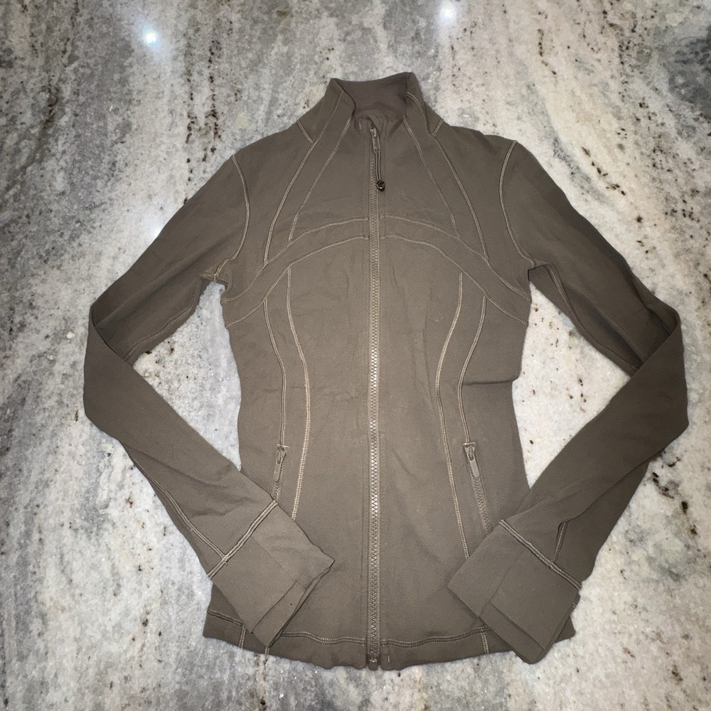 Lululemon Define Nulu Jacket Size 2 W4CD5S Olive Green Athleisure Workout Slim